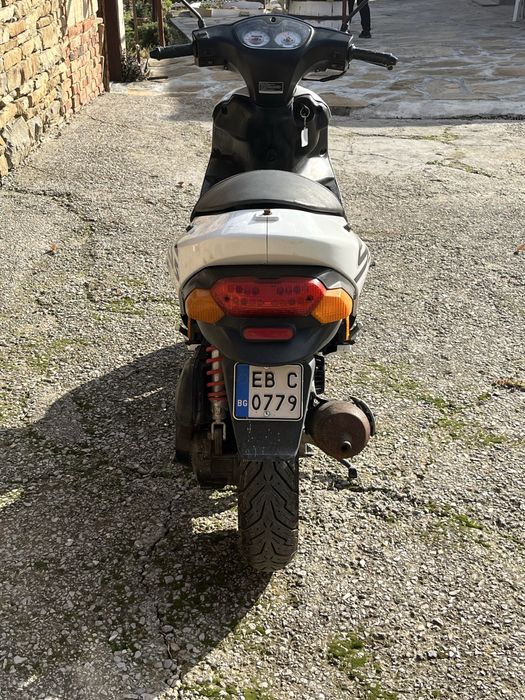 Скутер Daelim S-five