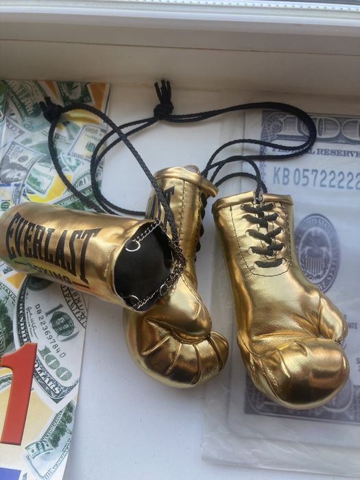 Продам сувенир ценителям