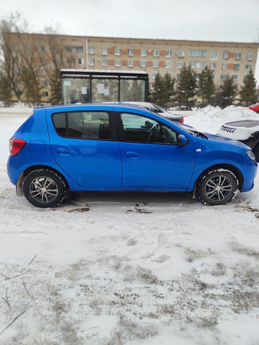 Продам или меняю Рено Сандеро 2
