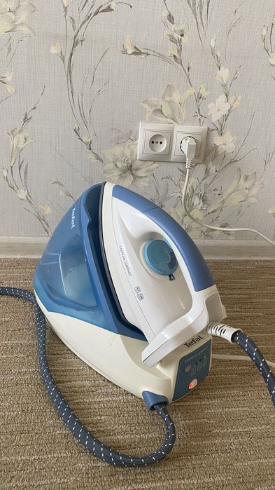 Парогенератор-утюг Tefal