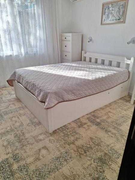 Двустаен апартамент в ж.к. Братя Миладинови