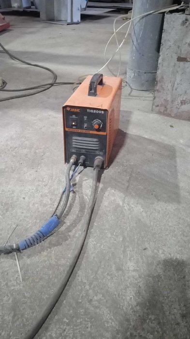 продаю аргонно сварочный аппарат  2 шт  нерж сталь