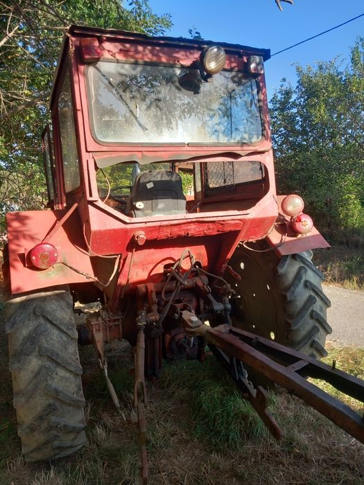 Tractor universal u650