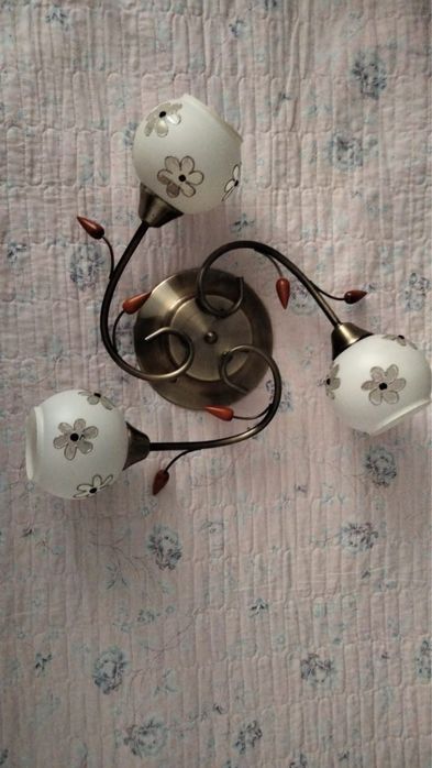 Продам люстру!!!