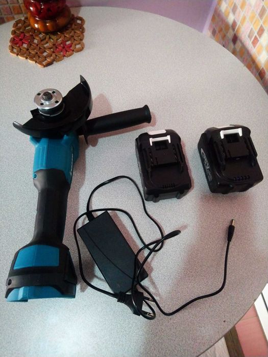 Акумулаторен ъглошлайф