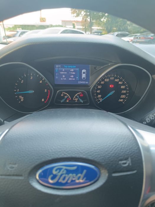 FORD Focus 2014 — imagine 5