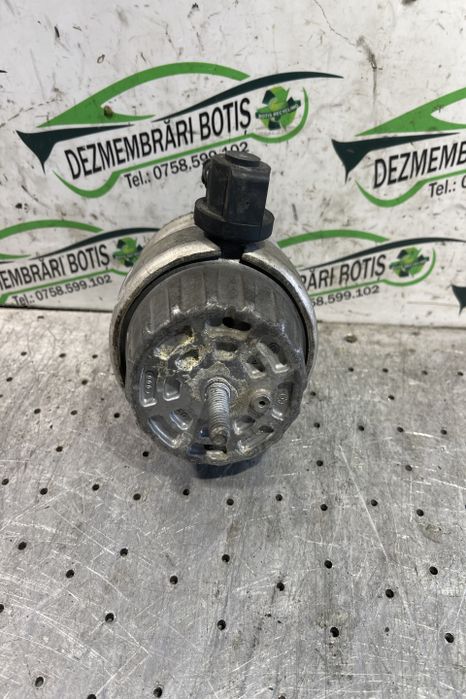 Tampon motor stanga 4F0 199 379G Audi A6 4F/C6 seria wagon 5-usi 2.0