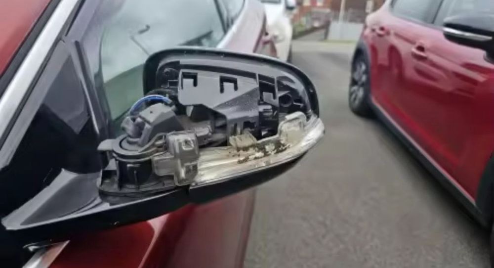 Динамични LED Бягащи Мигачи за VOLVO S60, S80, V40, V60, V70