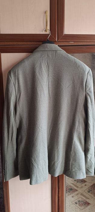 Продам новый стильный пиджак 54р