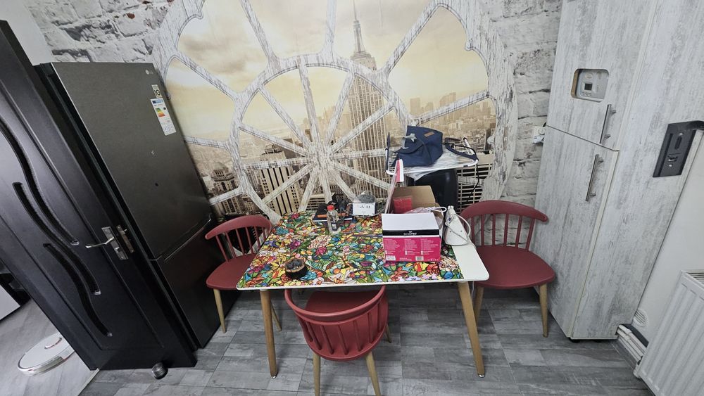Inchiriez apartament