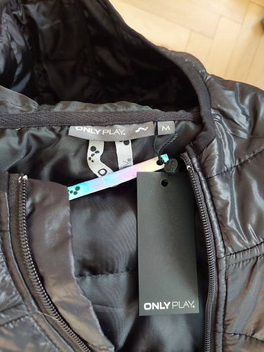 Дамско преходно яке