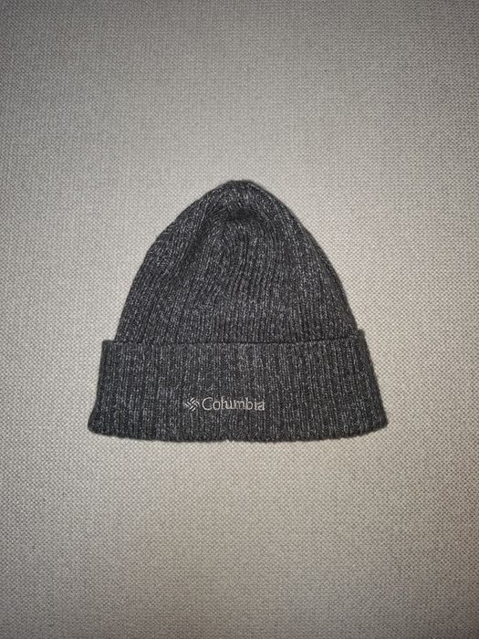 Salomon columbia caciula ski fes munte