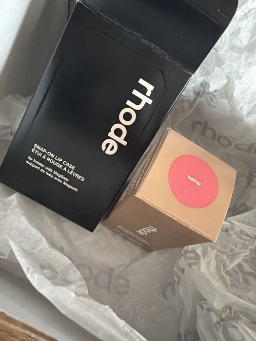 Rhode  blush Teacup case