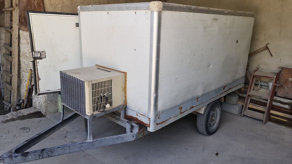 Холодилник сотылади