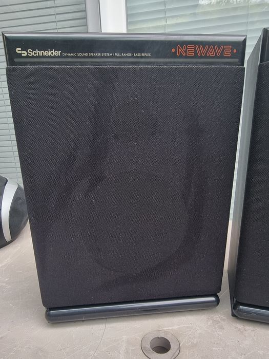 Чифт колони Schneider Midi 2300 LS