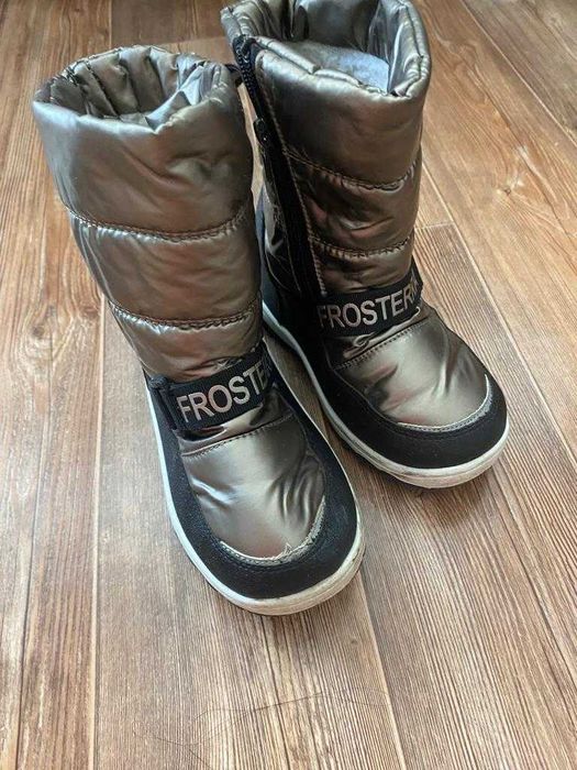 Продам детскую обувь для девочки