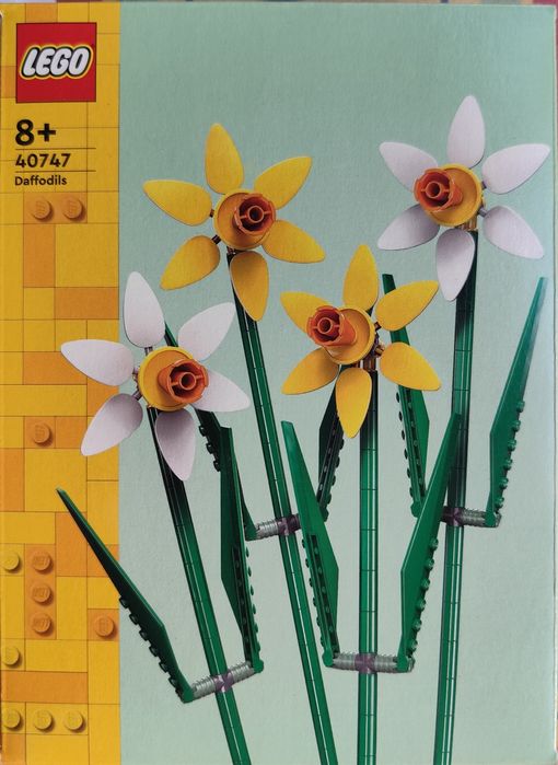Конструктор LEGO Iconic - Нарциси (40747)