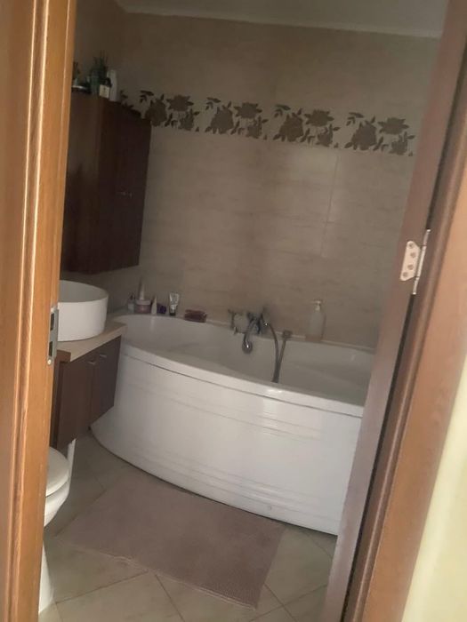 Apartamant cu 3 camere