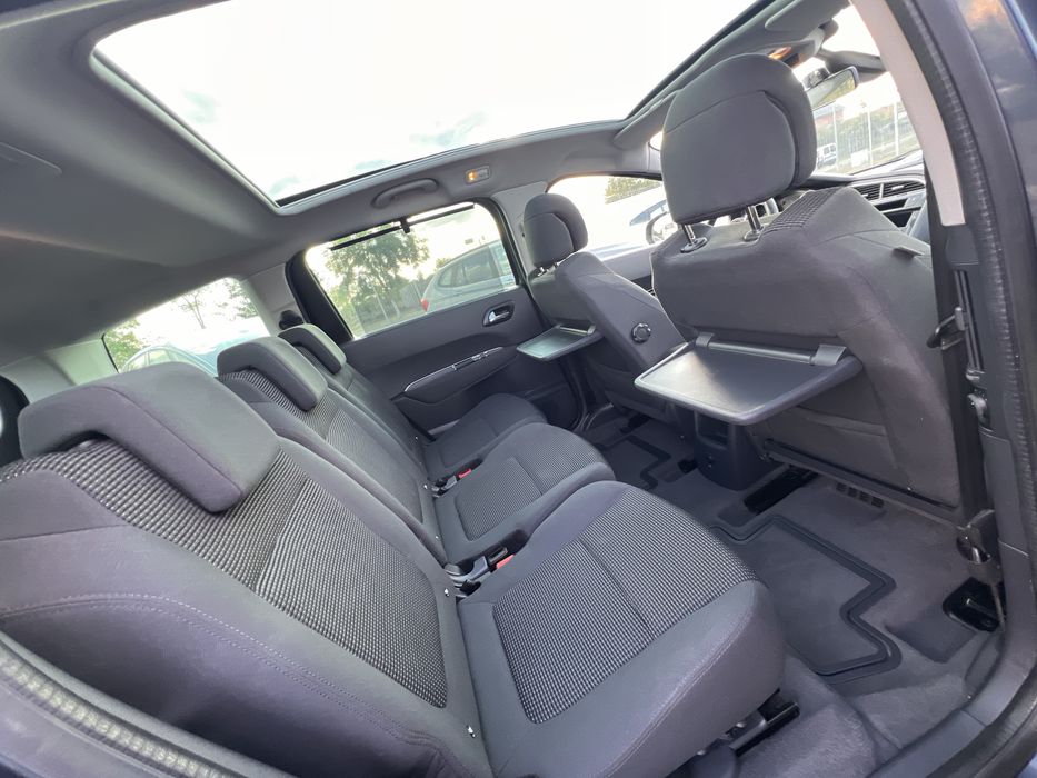 Peugeot 5008 1.6HDI 2013/Navi/ Panoramic/Posibilitatrr rate fixe