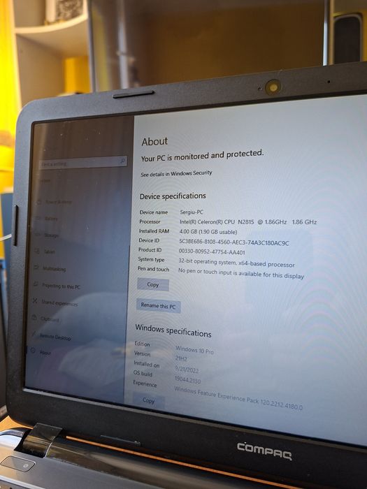 Laptop compaq windows 10