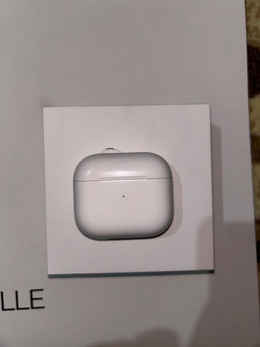 Irpods 3 б/у 35.000