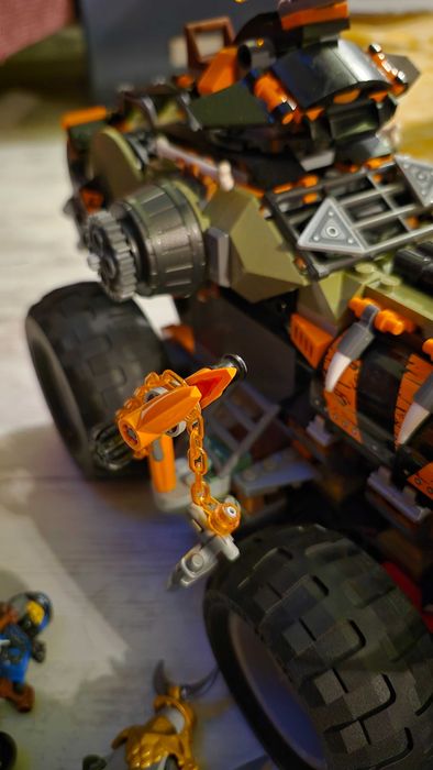 Lego 70654 Ninjago Diselnaut Dragon Catcher