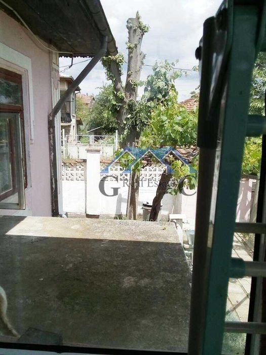 Продава се Къща в Долни чифлик - 122 кв.м за 779 €/кв.м - Снимка #1