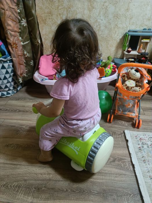 Машинка для детей, детская машина, толокно