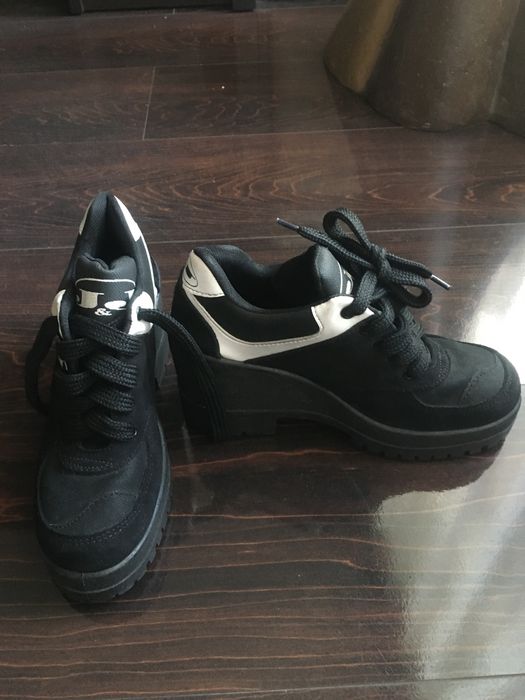 Боти дамски  размер 36