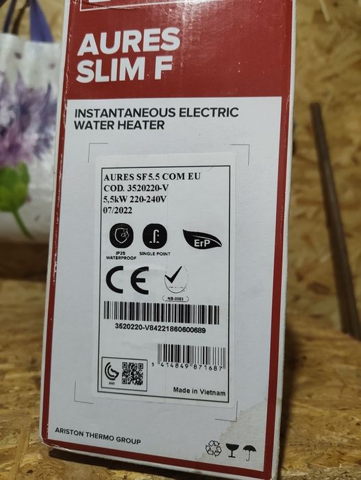 Vând instant electric apa calda Ariston