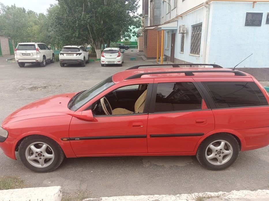 Опель В уневерсал сатылады 2куб автомат