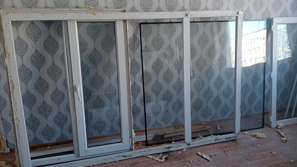 Окна пластиковые б/у