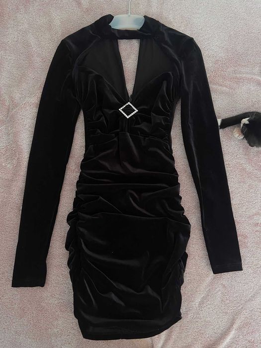 Rochie cocktail de catifea