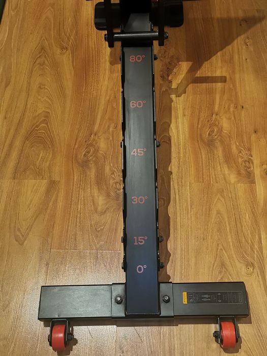 Bancheta de fitness Bench 900, cu sapte grade de  inclinare si rezistenta 250 kg, aproape noua (foarte putin utilizata)