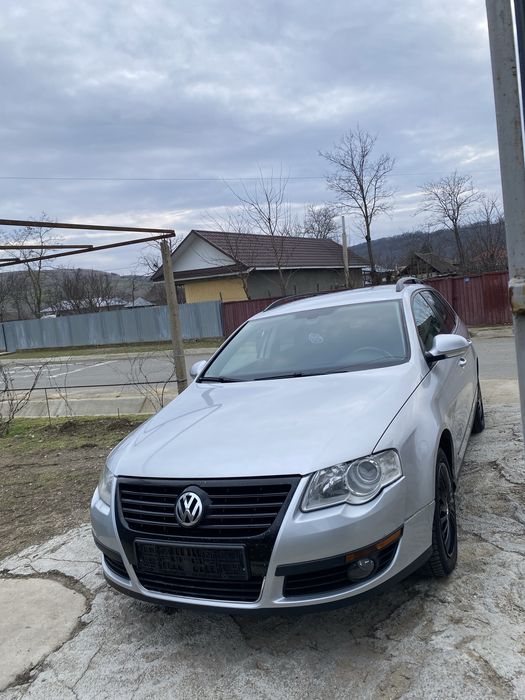 Volkswagen Passat, 2.372 € — imagine 4