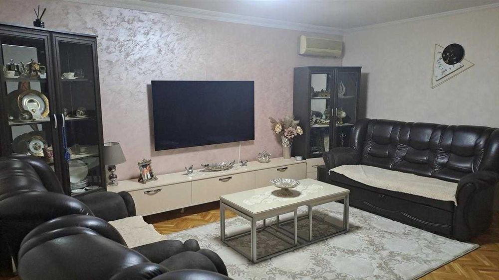 Двустаен имот в кв.Витоша