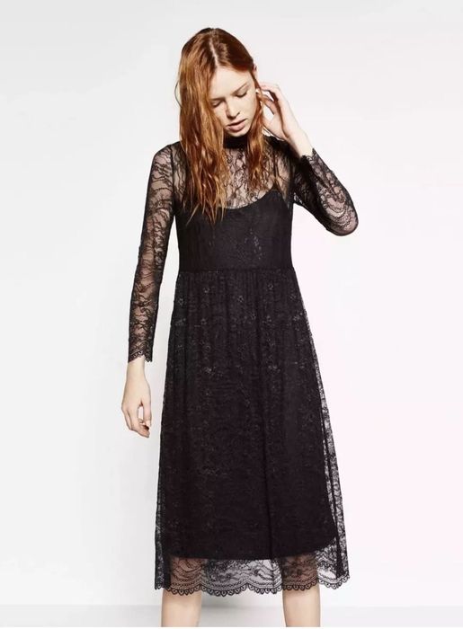 Zara дантелена рокля S