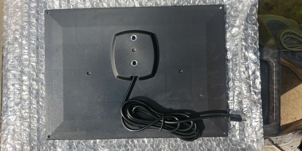 Солнечная панель - зарядка для смартфона с USB Type-C