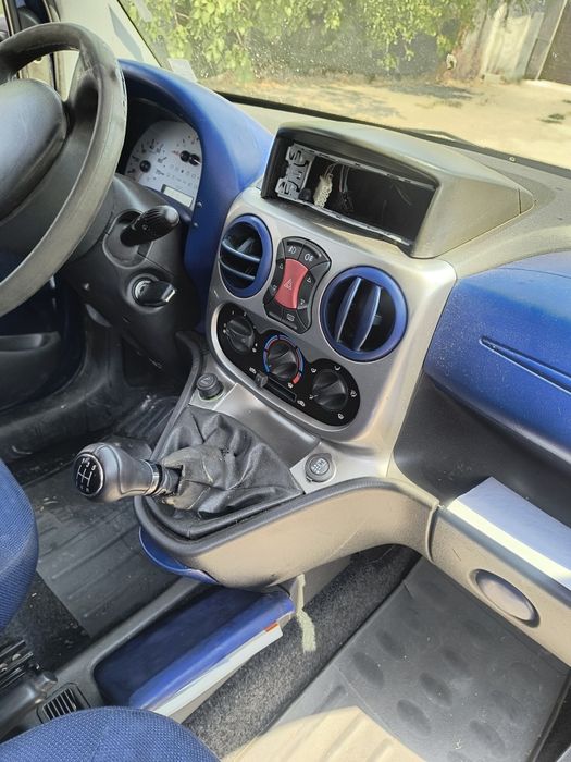 Фиат Добло 1.9 жтд на части