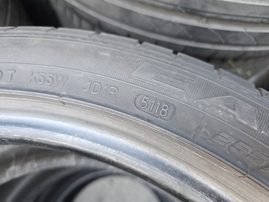 4бр Летни гуми 255 40 19 - Goodyear