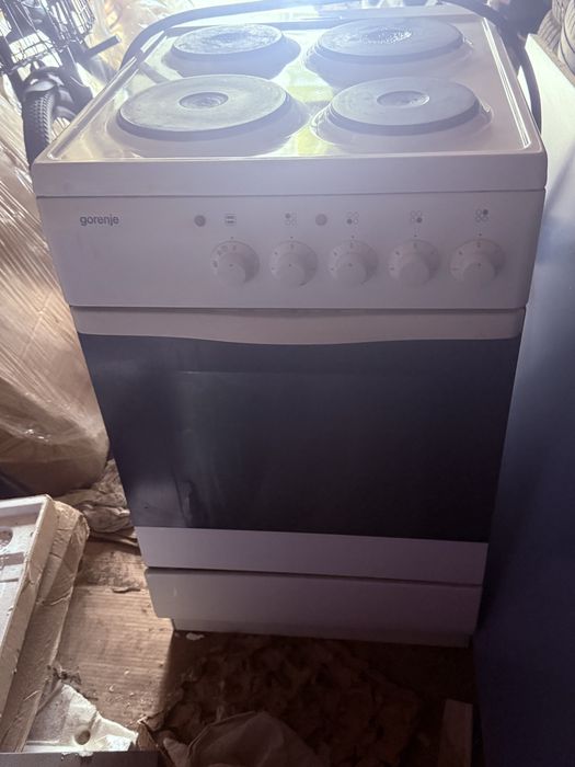 Продам электроплиту