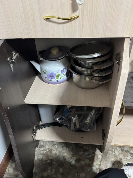 Продам прихожка шкаф