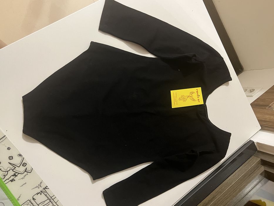 Продам купальник для гимнастики девочке