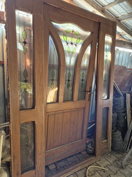 Ușă din stejar stratificat