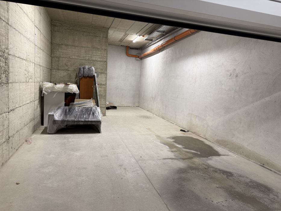 Троен Гараж под наем Малинова Долина