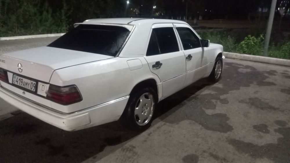 Продам  мерседес 124