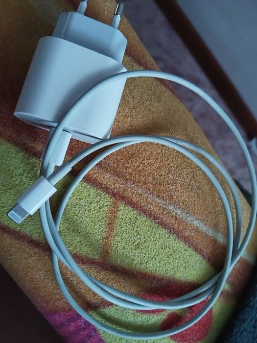 Адаптор и шнур Айфон