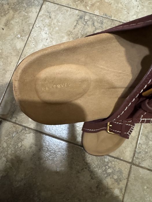 Papuci piele naturala Reserved