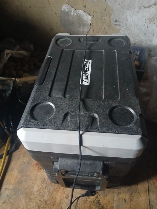 Продам мини походный холодильник