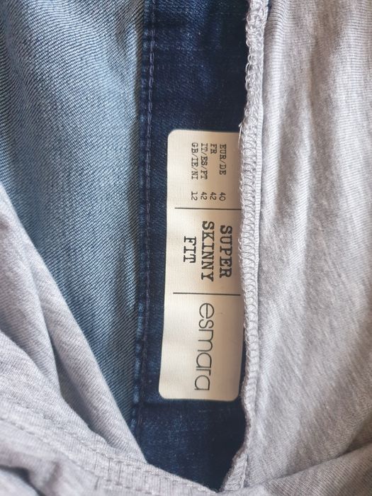 Blugi pentru gravidute